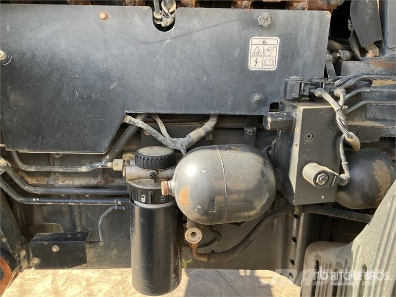 Deutz-Fahr L720 4WD Tractor Трактора