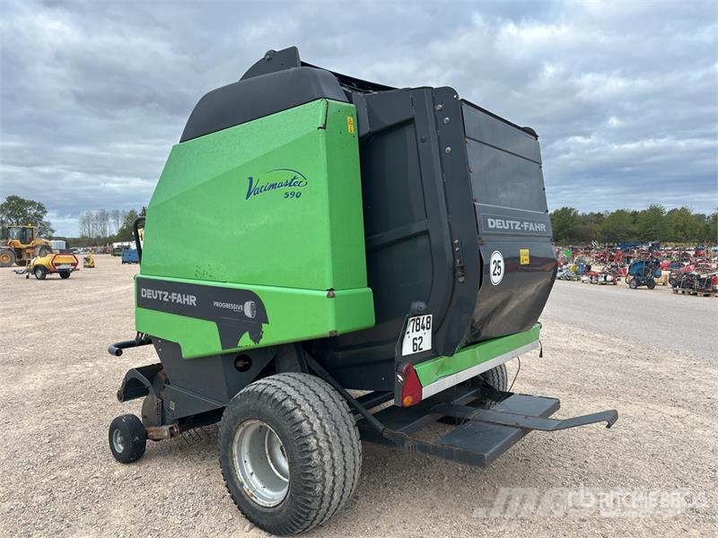 Deutz-Fahr Varimaster 590 Presse A Balles Rondes 1Essieu S/A Round balers