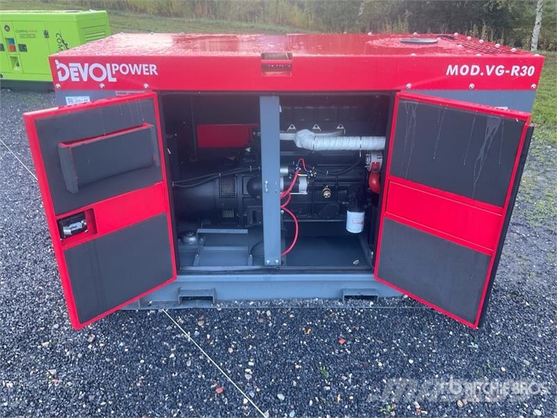 Devol VG-R30 Diesel 30KW Generator Set Naftové generátory