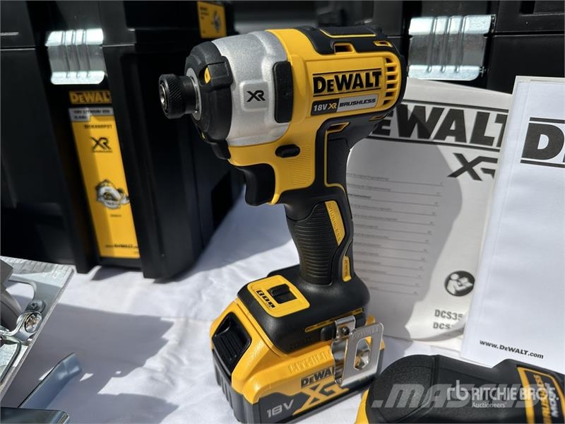 DeWalt DCK685P3T Qty of Equipment Ďalšie komponenty