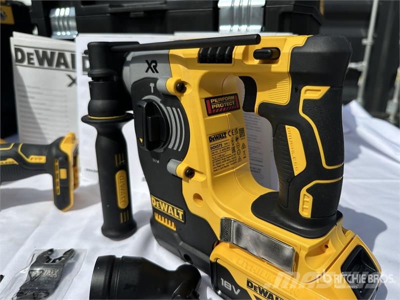 DeWalt DCK685P3T Qty of Equipment Ďalšie komponenty