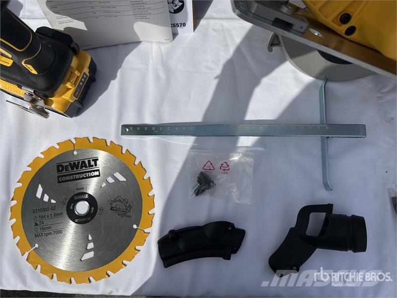 DeWalt DCK685P3T Qty of Equipment Ďalšie komponenty