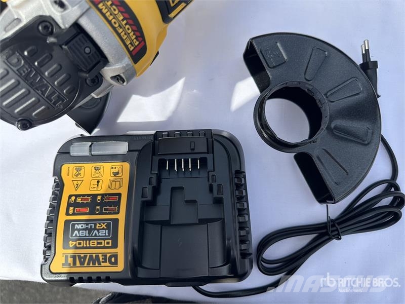 DeWalt DCK685P3T Qty of Equipment Ďalšie komponenty