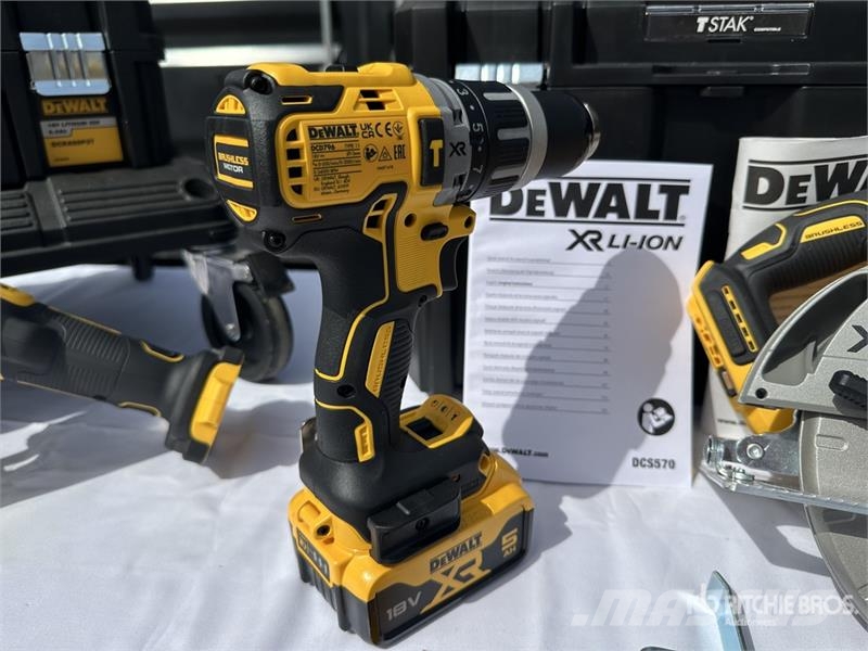 DeWalt DCK685P3T Qty of Equipment Ďalšie komponenty
