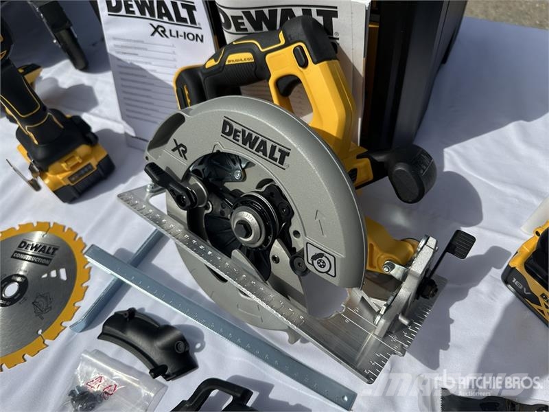 DeWalt DCK685P3T Qty of Equipment Ďalšie komponenty