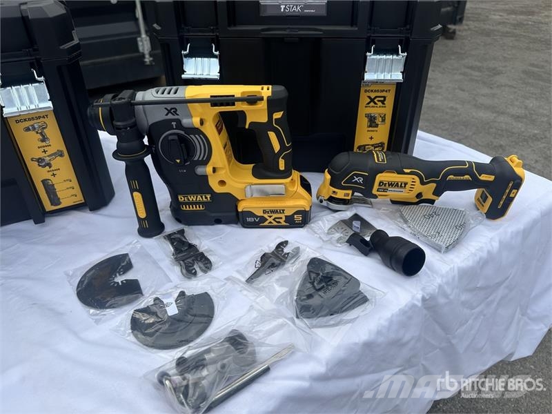 DeWalt DCK853P4T Qty of Equipment Stavebníctvo - ostatné