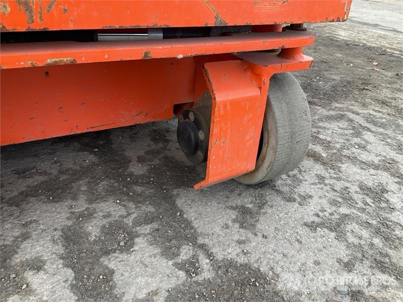 Dingli DL0607 Electric Scissor Lift رافعات مقصية الشكل