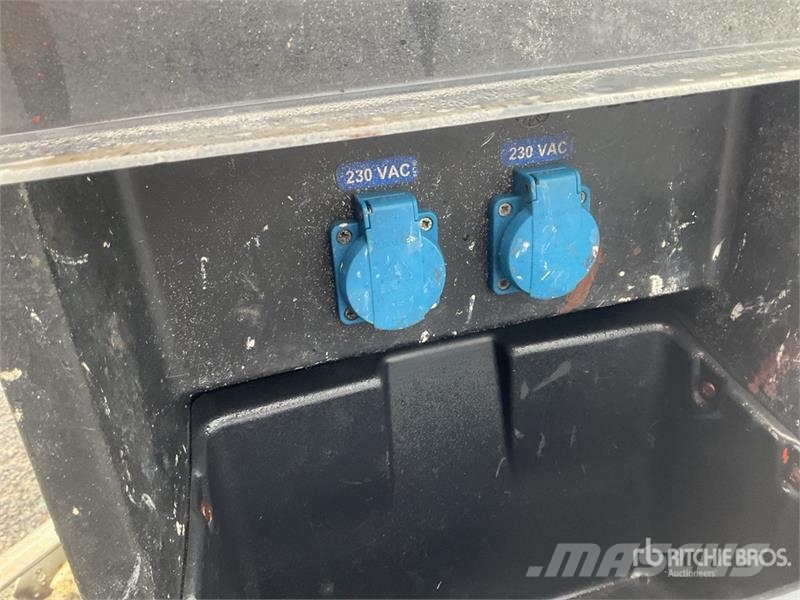 Dino 135TB Towable Lift Vučne prikolice se podiznom košarom
