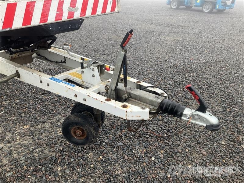 Dino 135TB Towable Lift Vučne prikolice se podiznom košarom