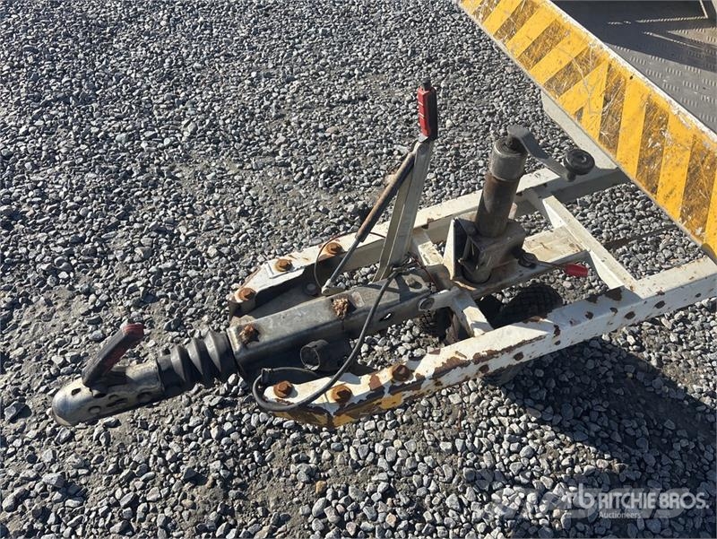 Dino 180XT Towable Lift Vlečne dvižne ploščadi