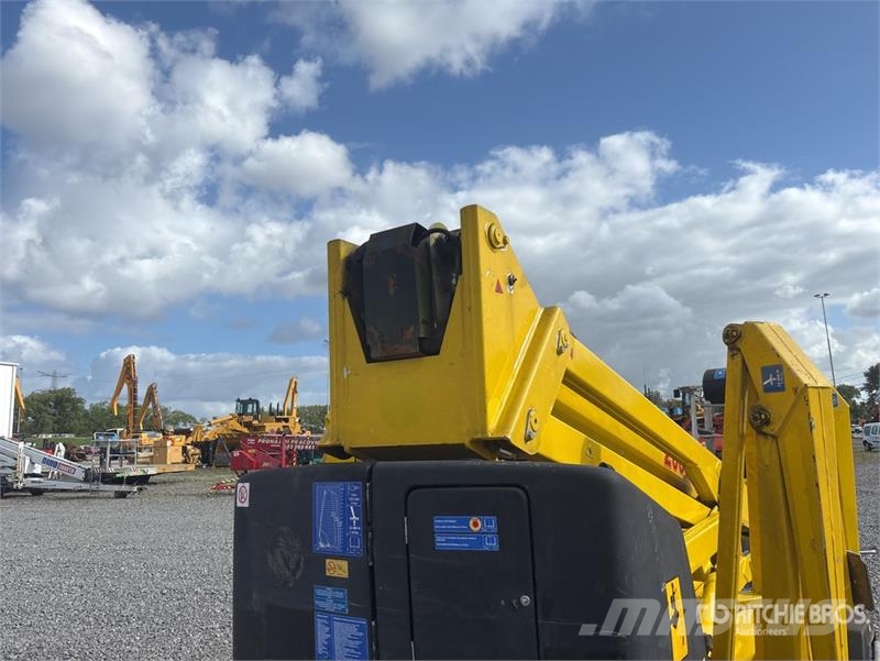Dino 260XTD Towable Lift Pacēlājplatformas - piekabes