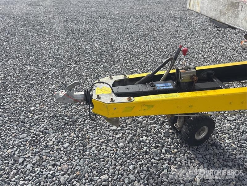Dino 260XTD Towable Lift Pacēlājplatformas - piekabes