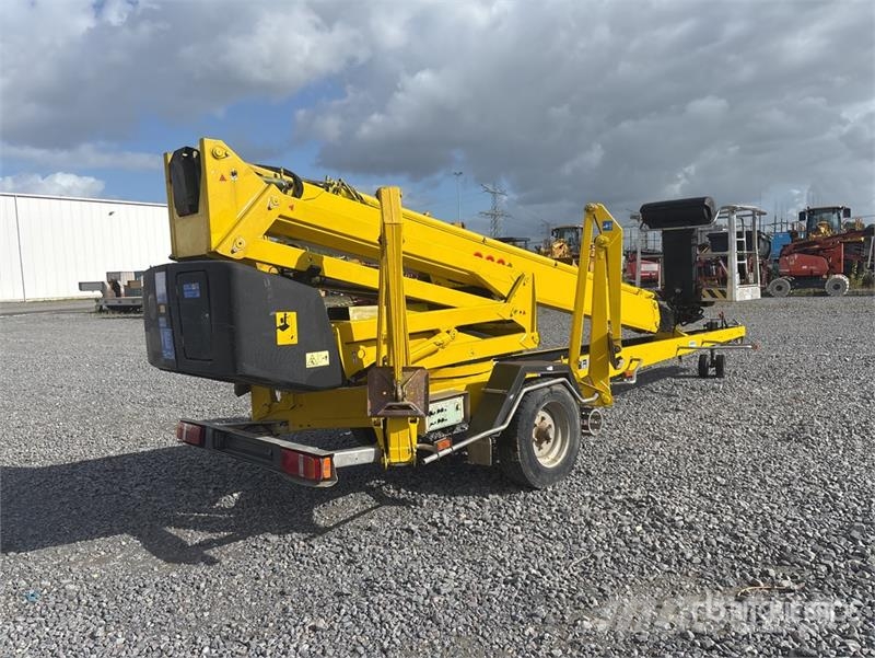 Dino 260XTD Towable Lift Pacēlājplatformas - piekabes
