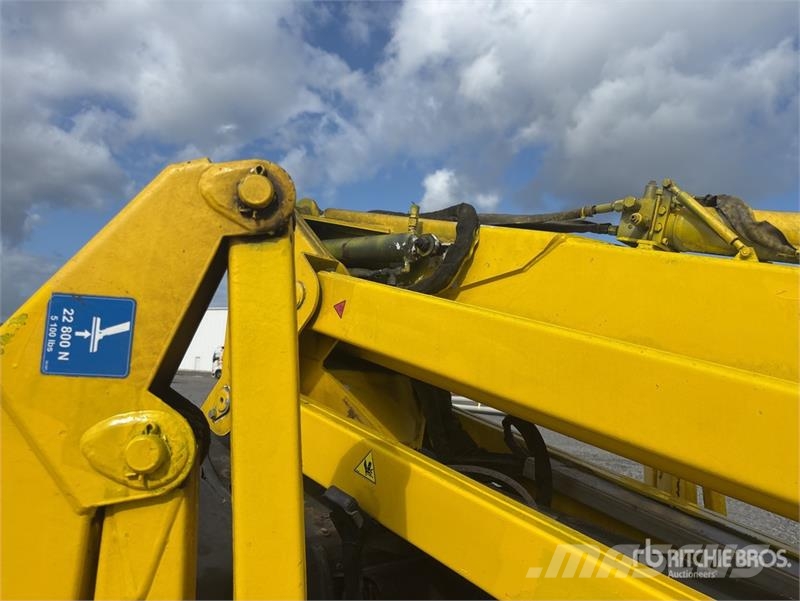 Dino 260XTD Towable Lift Pacēlājplatformas - piekabes