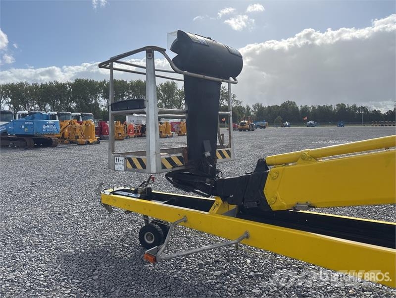 Dino 260XTD Towable Lift Pacēlājplatformas - piekabes