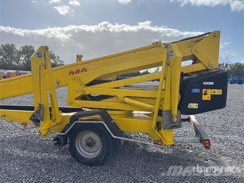 Dino 260XTD Towable Lift Pacēlājplatformas - piekabes