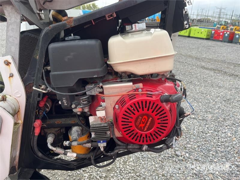 Dino 260XTD Towable Lift (Inoperable) Järelveetavad korvtõstukid