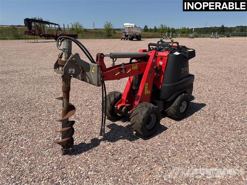 Ditch Witch Porteur Multi-Outils Multi Tools Carrier Ride On ( معدات البناء - غير ذلك