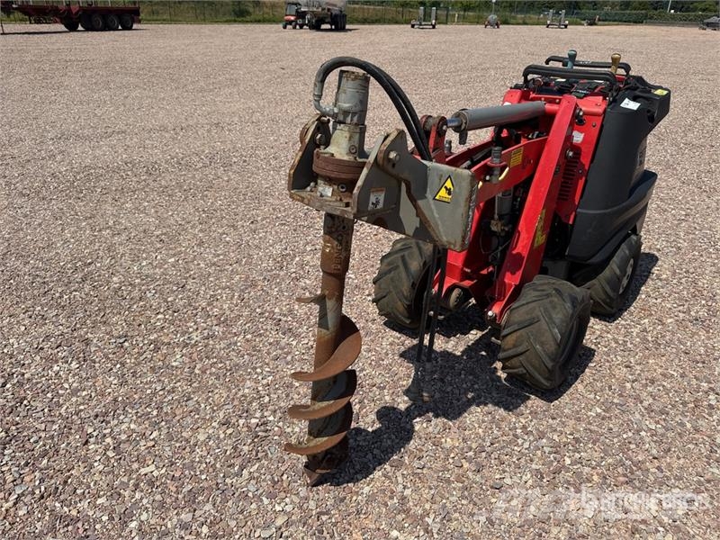 Ditch Witch Porteur Multi-Outils Multi Tools Carrier Ride On ( معدات البناء - غير ذلك