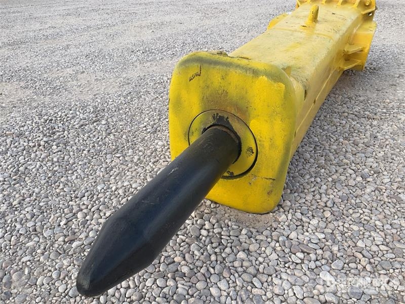 DNB 110IIS Hydraulic Breaker Hamers en brekers
