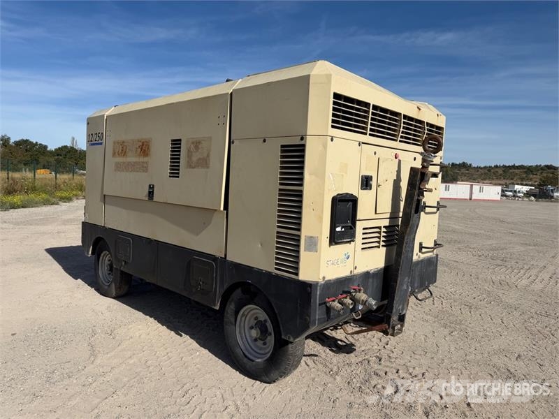 Doosan 12250 Compresseur A Air Air Compressor (Inoperable Kompresori