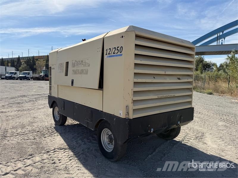 Doosan 12250 Compresseur A Air Air Compressor (Inoperable Kompresori