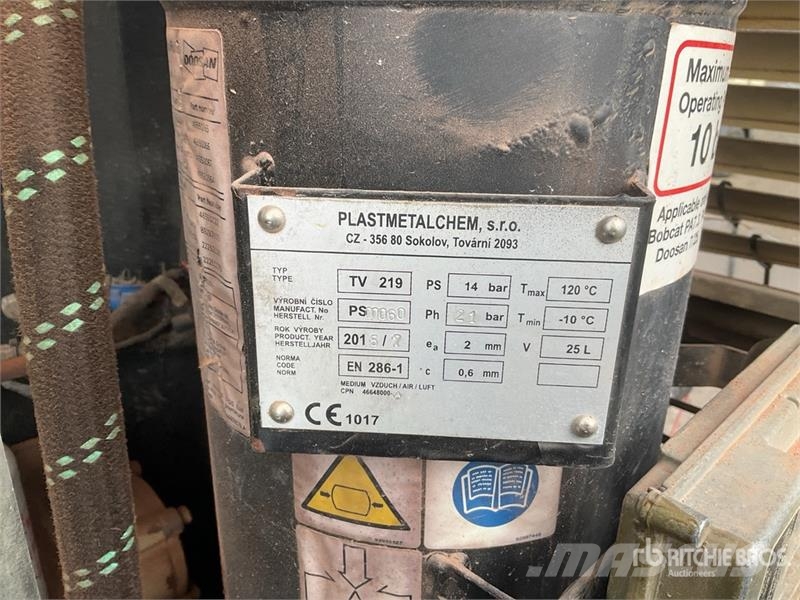 Doosan 773-1053 Mobile Air Compressor Kompresory