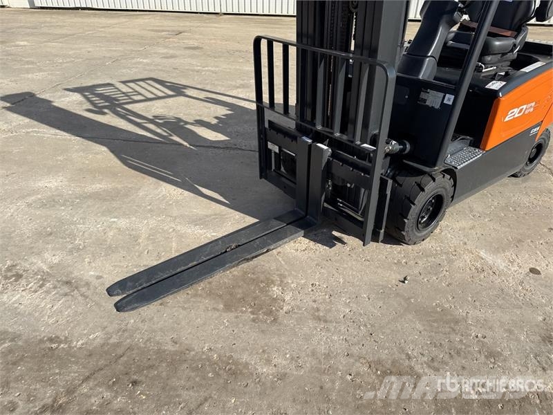 Doosan B20X-7 Plus 2000 kg Chariot Elevateur Electric For Electric forklifts