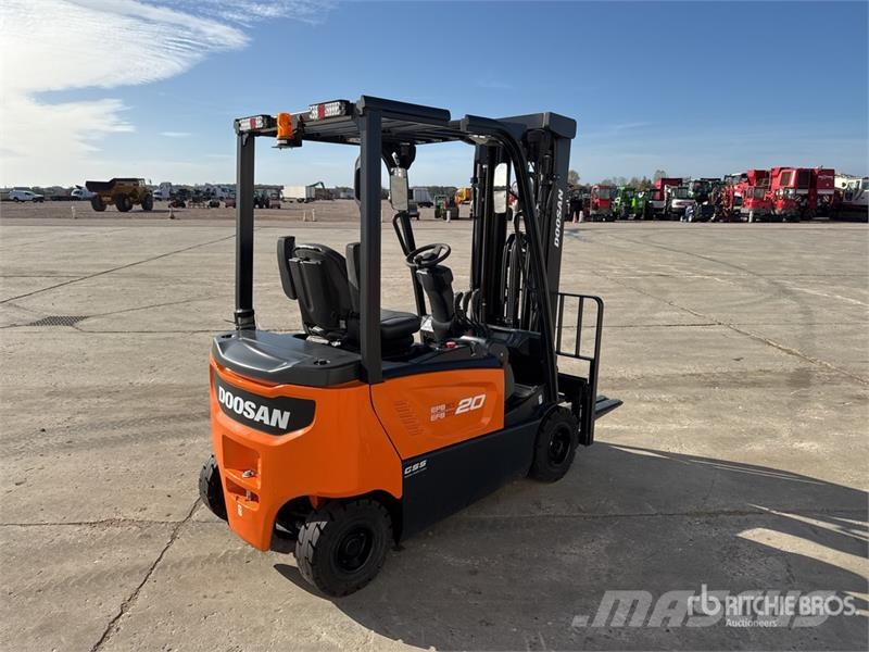 Doosan B20X-7 Plus 2000 kg Chariot Elevateur Electric For Electric forklifts
