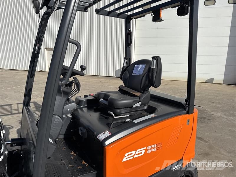 Doosan B25X-7 Plus 2500 kg Chariot Elevateur Electric For Electric forklifts