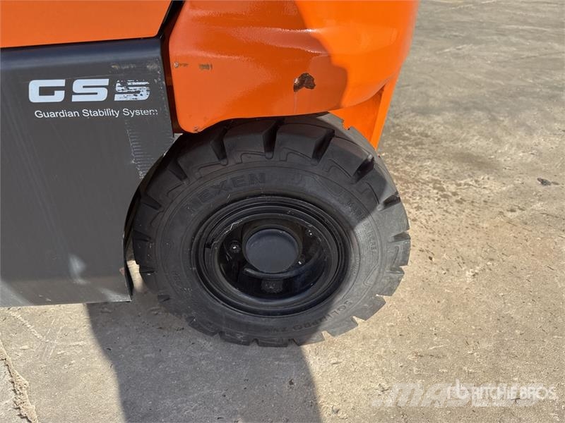 Doosan B25X-7 Plus 2500 kg Chariot Elevateur Electric For Electric forklifts