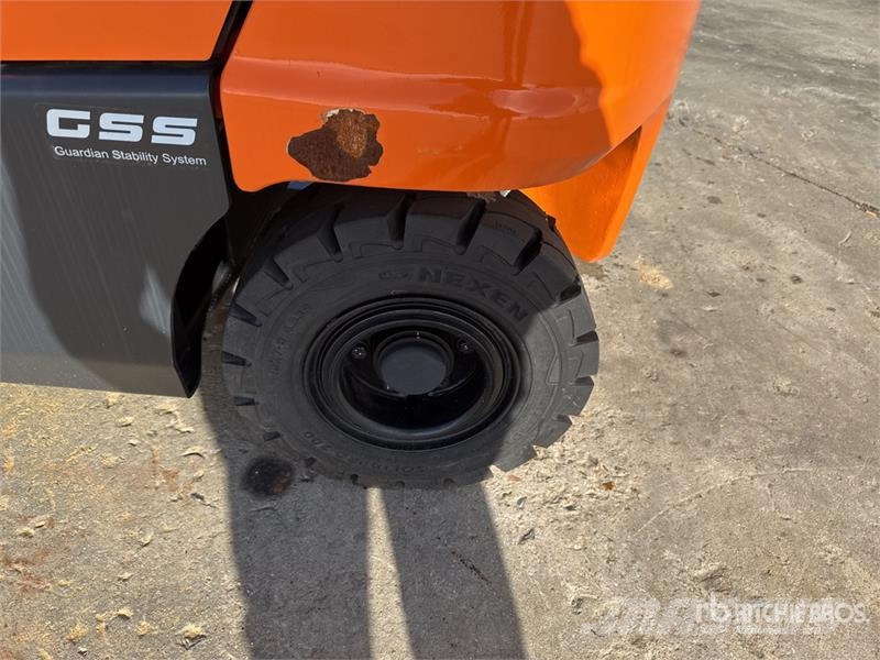 Doosan B35X-7 PLUS 3500 kg Chariot Elevateur Electric For شاحنات ذات رافعات شوكية تعمل بالكهرباء