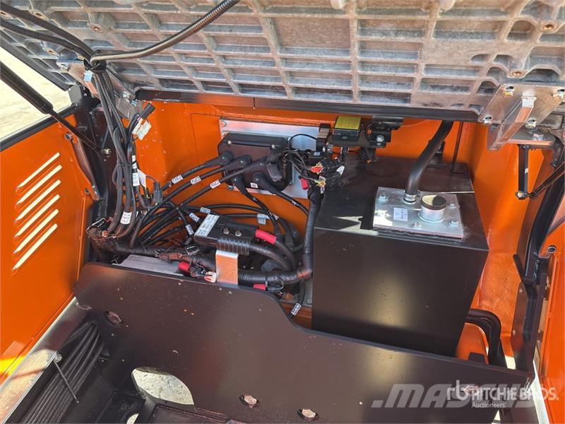 Doosan B35X-7 PLUS 3500 kg Chariot Elevateur Electric For شاحنات ذات رافعات شوكية تعمل بالكهرباء