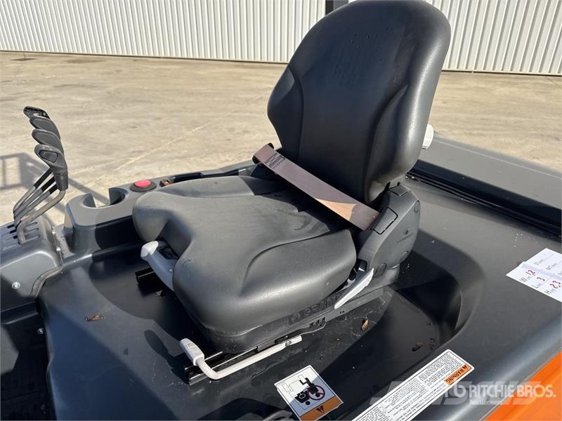 Doosan B35X-7 PLUS 3500 kg Chariot Elevateur Electric For شاحنات ذات رافعات شوكية تعمل بالكهرباء