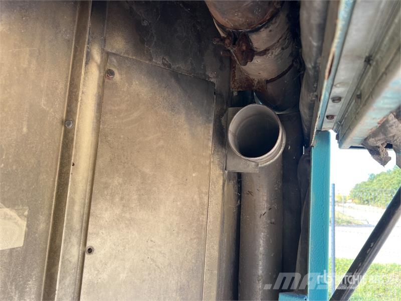 Doosan B87 Mobile Compresseur A Air Air Compressor (Inope Compressors