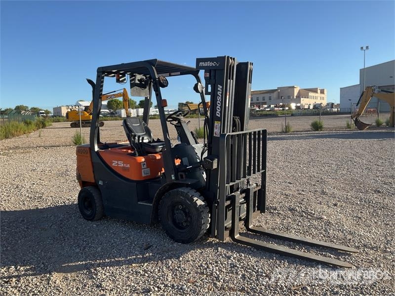 Doosan D25G Forklift Περονοφόρα ανυψωτικά κλαρκ - άλλα