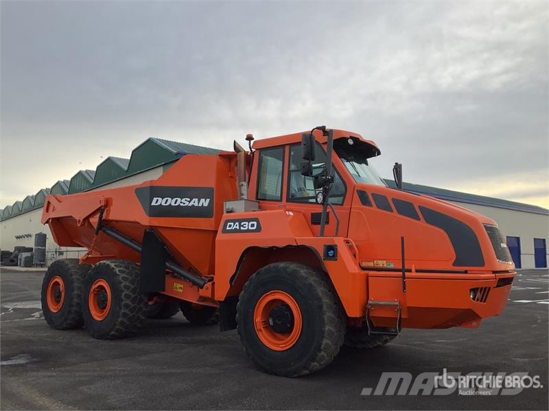Doosan DA30 Tombereau articulé
