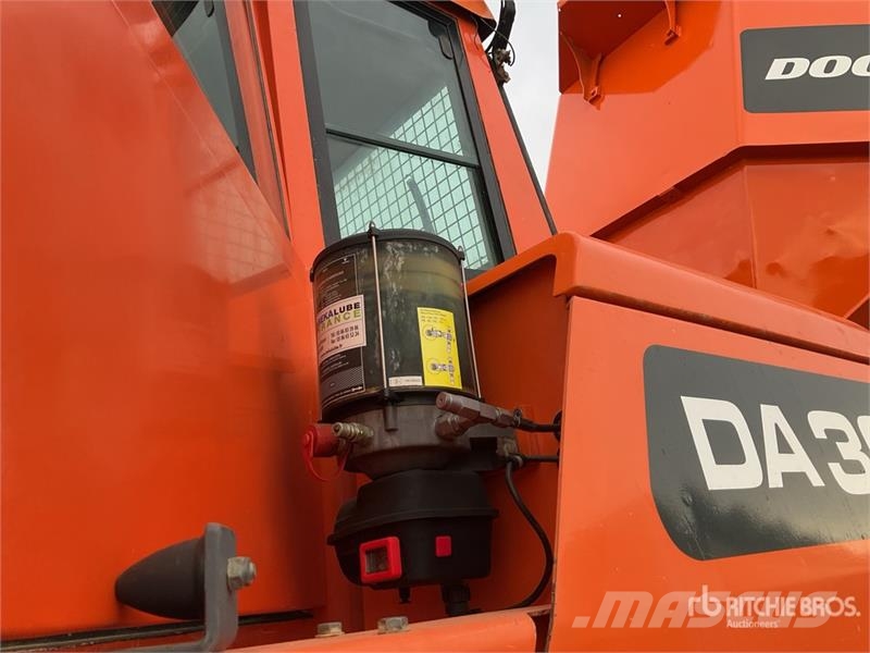 Doosan DA30 Tombereau articulé