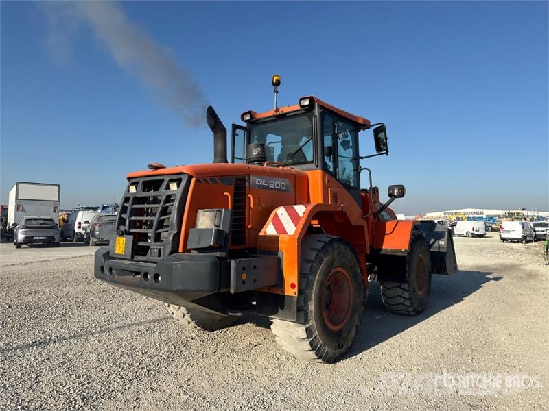 Doosan DL200-3 Tekerlekli yükleyiciler