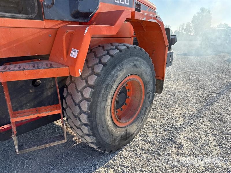 Doosan DL200-3 Tekerlekli yükleyiciler