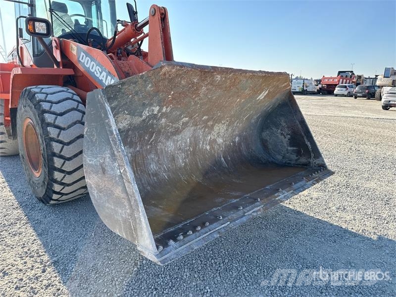 Doosan DL200-3 Tekerlekli yükleyiciler
