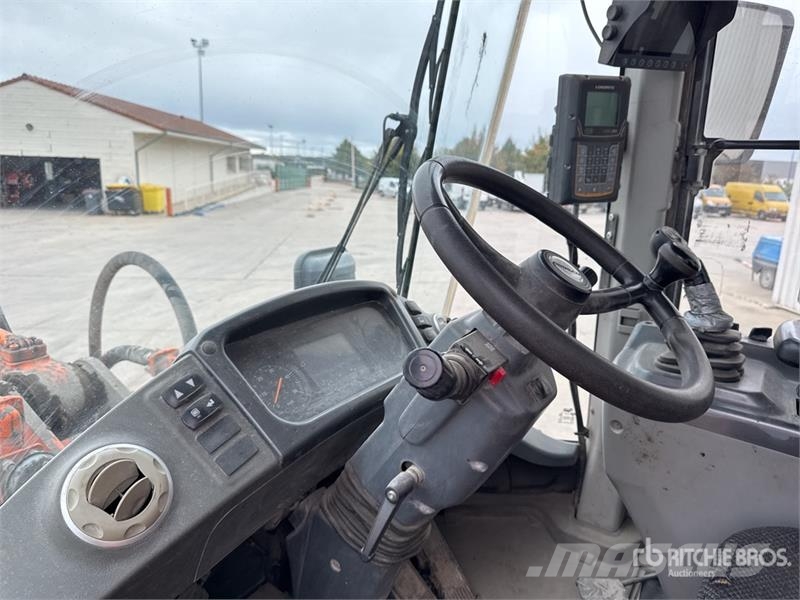 Doosan DL250-3 Фронтальные погрузчики