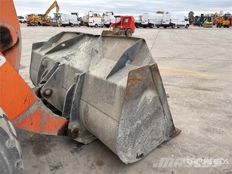 Doosan DL250-3 Фронтальные погрузчики