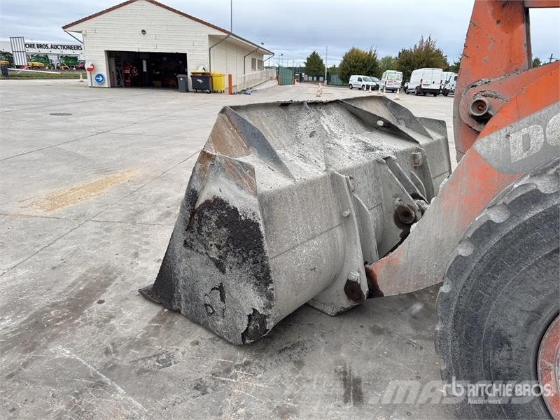 Doosan DL250-3 Фронтальные погрузчики