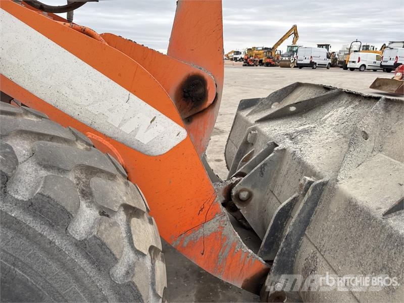 Doosan DL250-3 Фронтальные погрузчики