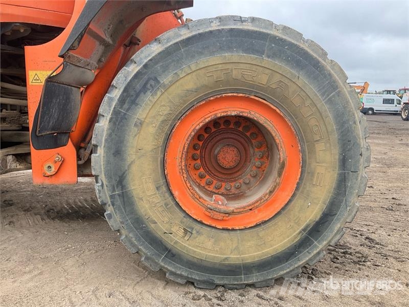 Doosan DL420 Pyöräkuormaajat