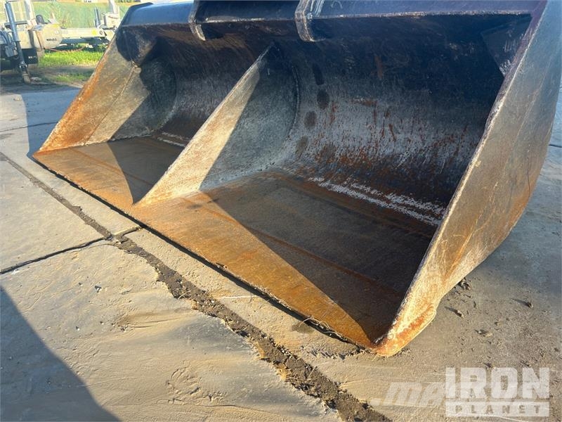 Doosan DX140 LCR-5 Tracked Excavator Escavatori cingolati