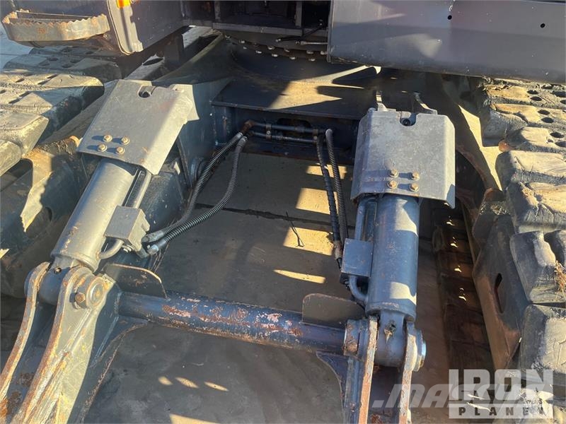 Doosan DX140 LCR-5 Tracked Excavator Escavatori cingolati