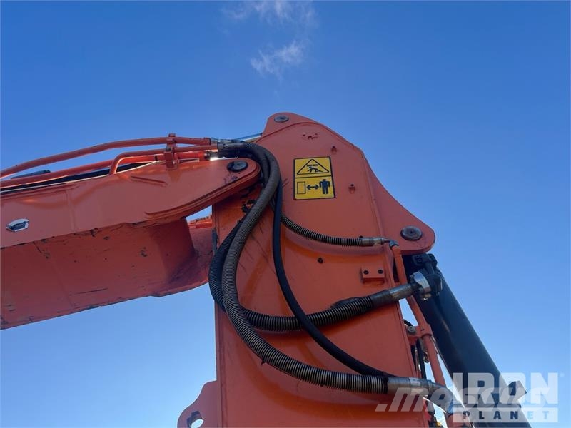 Doosan DX140 LCR-5 Tracked Excavator Escavatori cingolati