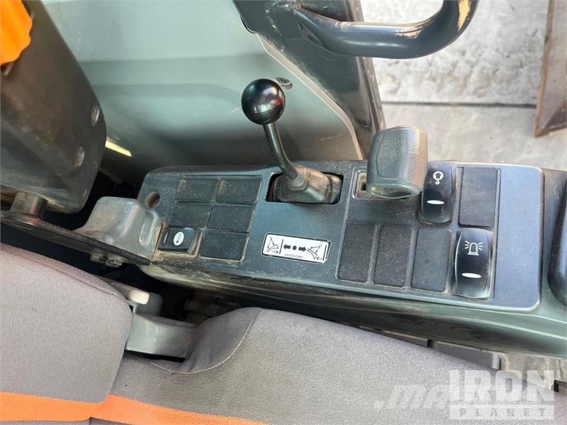 Doosan DX140 LCR-5 Tracked Excavator Escavatori cingolati